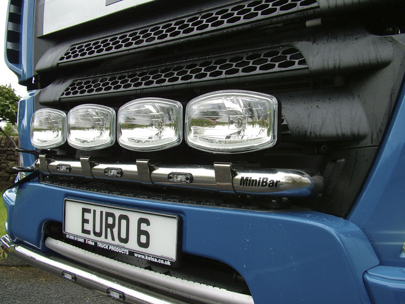 Frontlampenbügel MiniBar für DAF CF Euro 6
